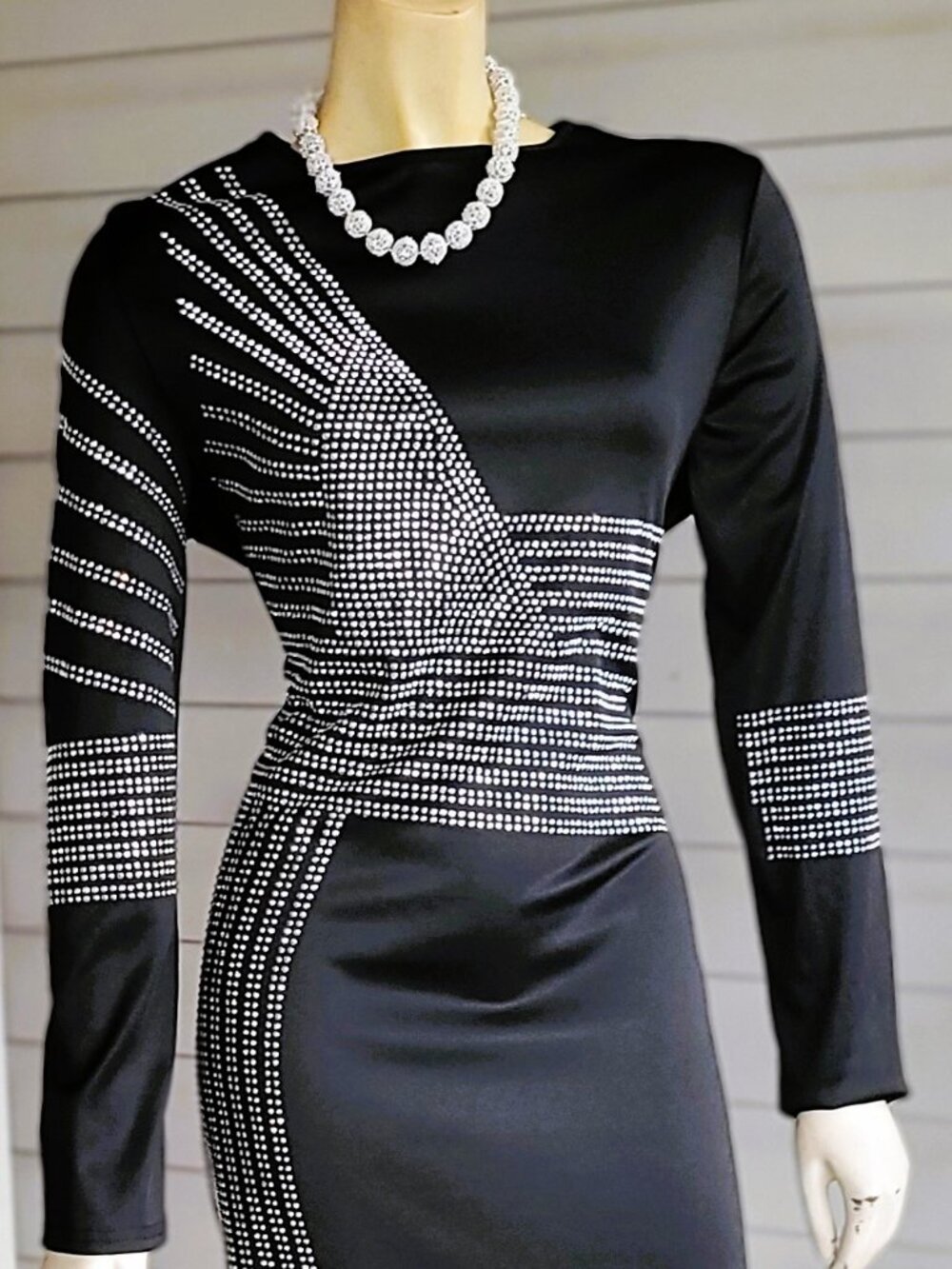 BEAUTIFUL EMBELLISHED DRESS